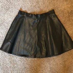 Faux leather mini skirt